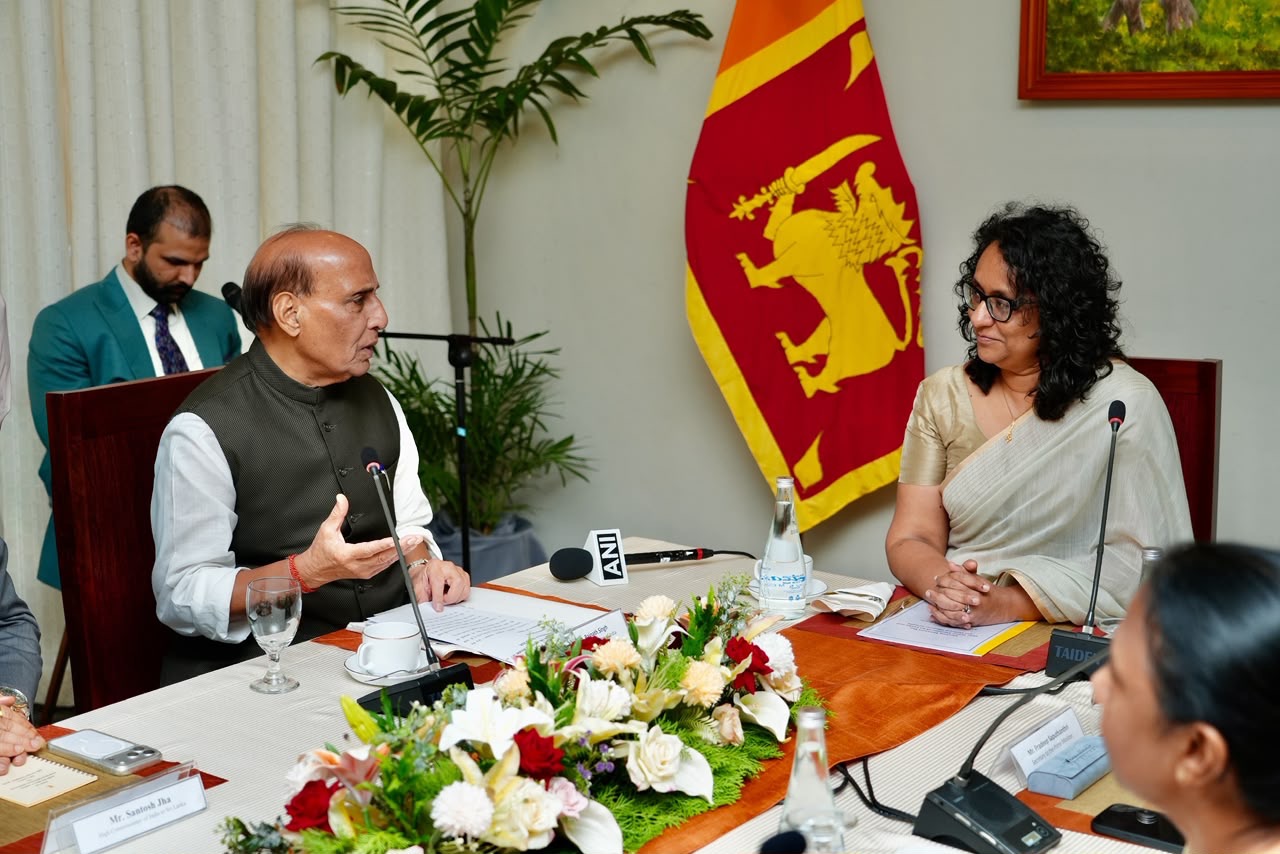 Defence Minister Visits Sri Lanka, Meets President and Prime Minister in Colombo
